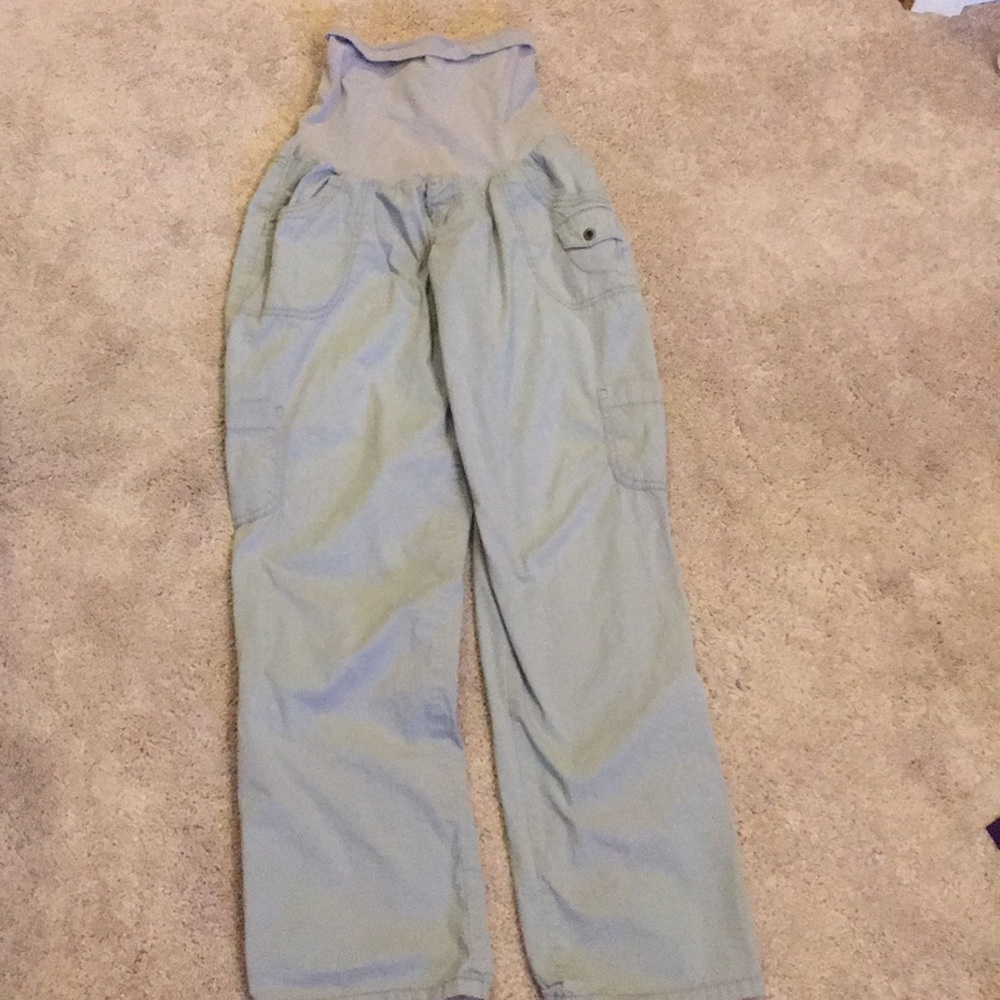 Maternity cargo pants
